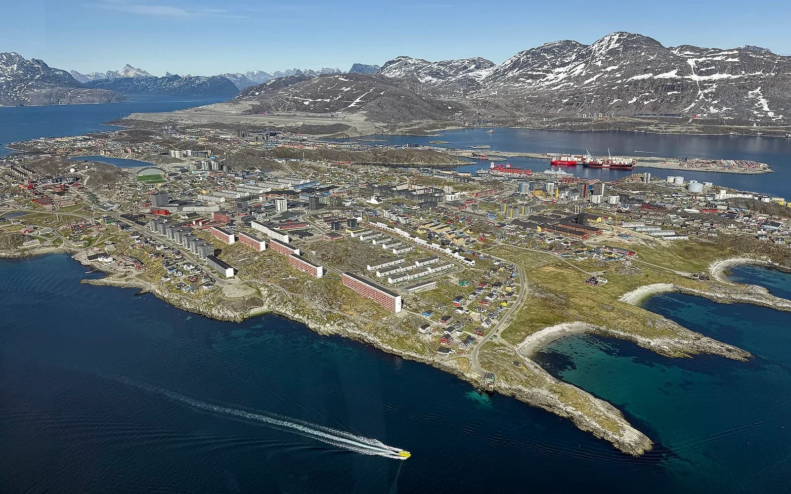 Greenland travel destination — Greenland travel guide