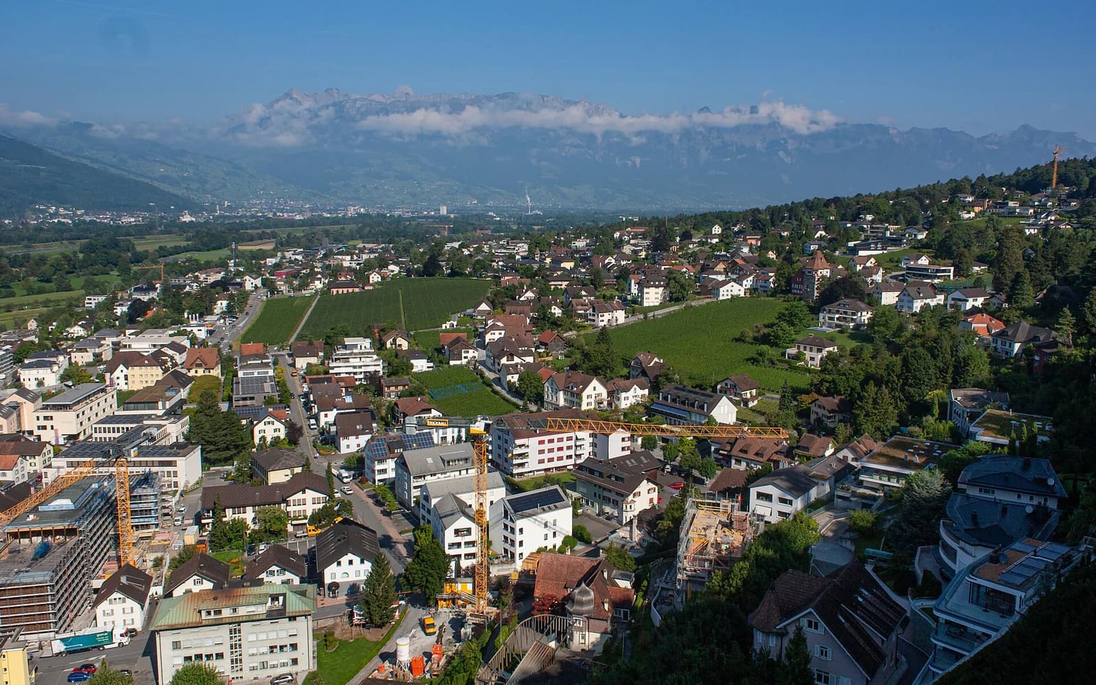 Liechtenstein travel destination — Liechtenstein travel guide