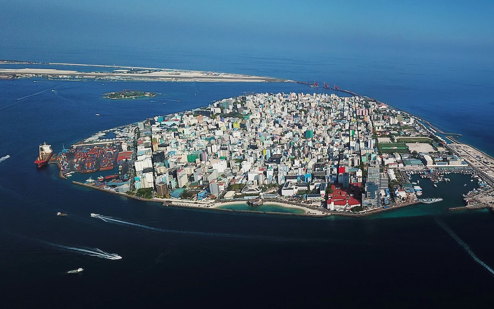 Maldives travel destination — Maldives travel guide